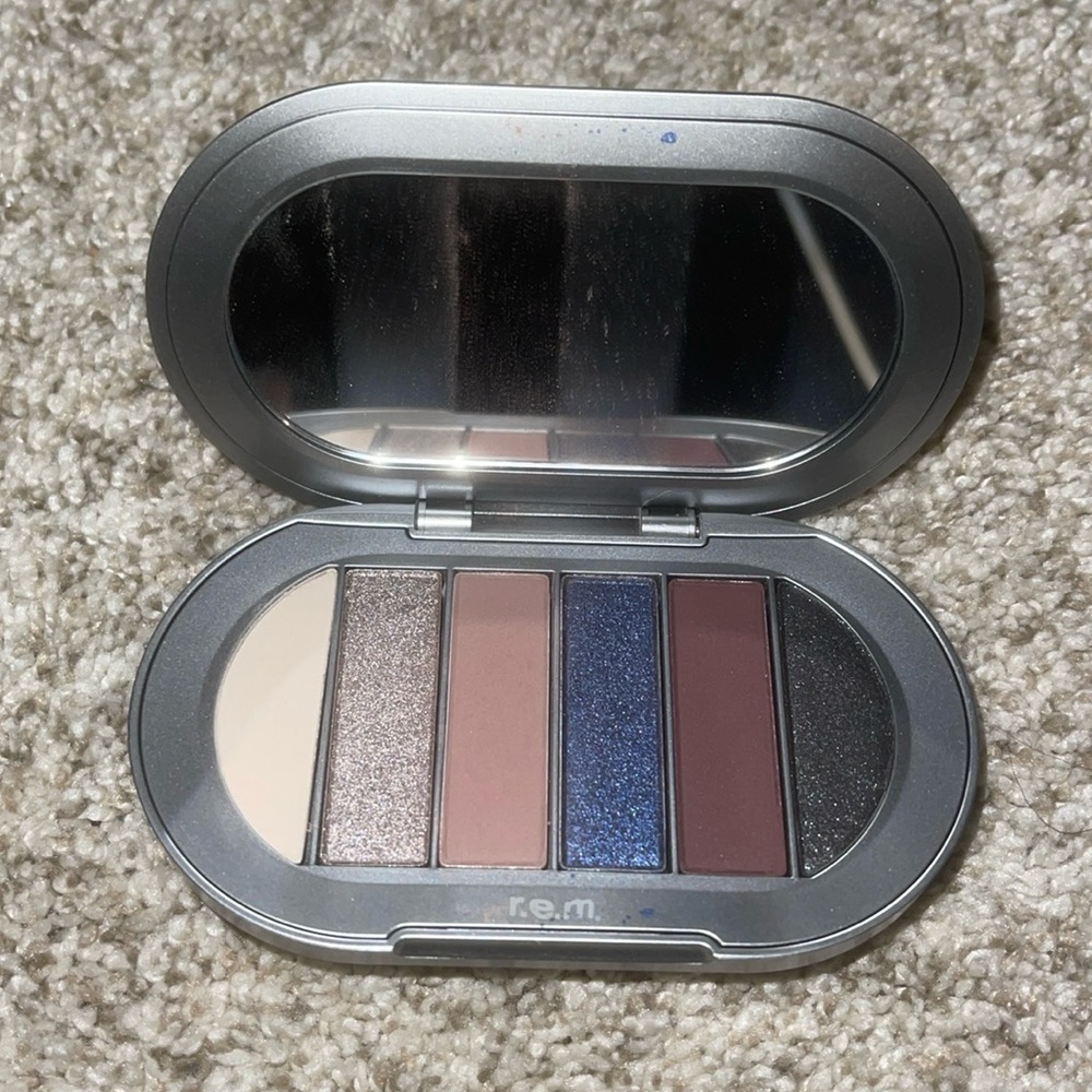 REM Beauty: Midnight Snack Eyeshadow Palette